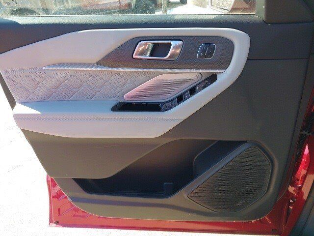 2026 Ford Explorer Platinum - Photo 15