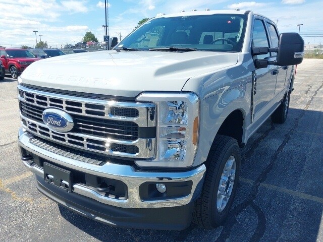 2026 Ford F-250 XLT photo 3