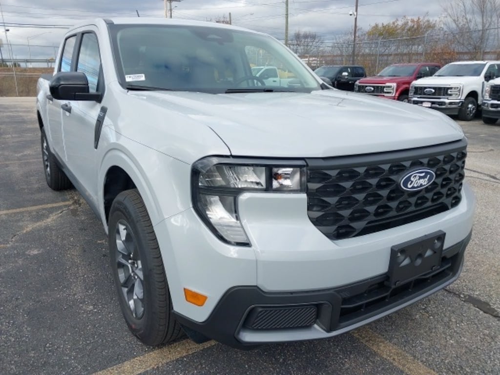 New 2025 Ford Maverick XLT Truck