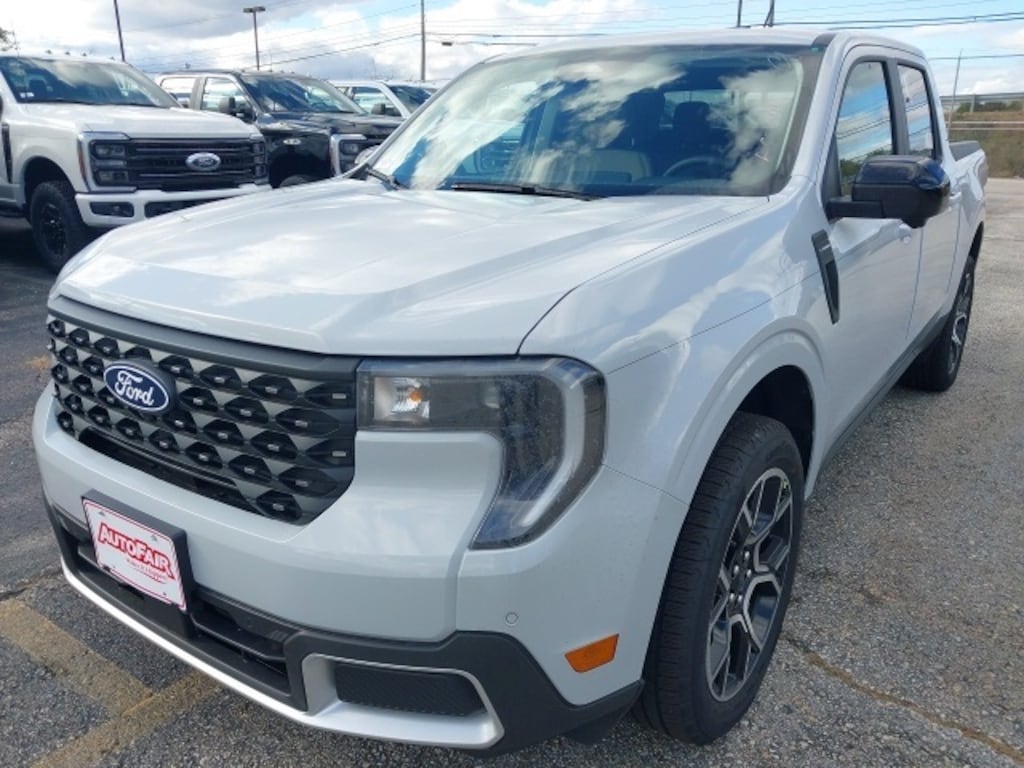 New 2025 Ford Maverick Lariat Truck