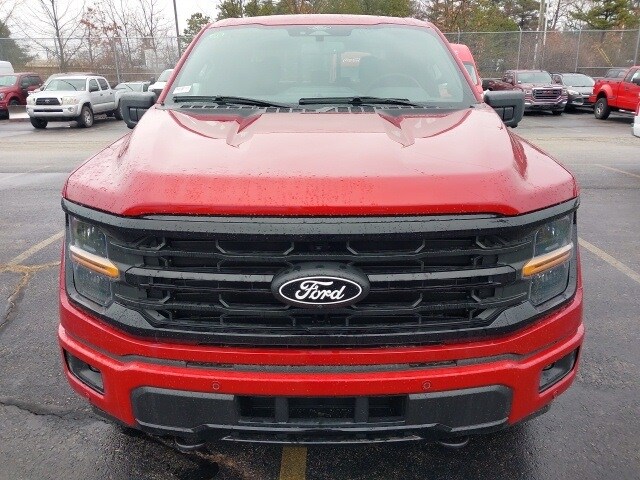 2025 Ford F-150 XLT photo 3