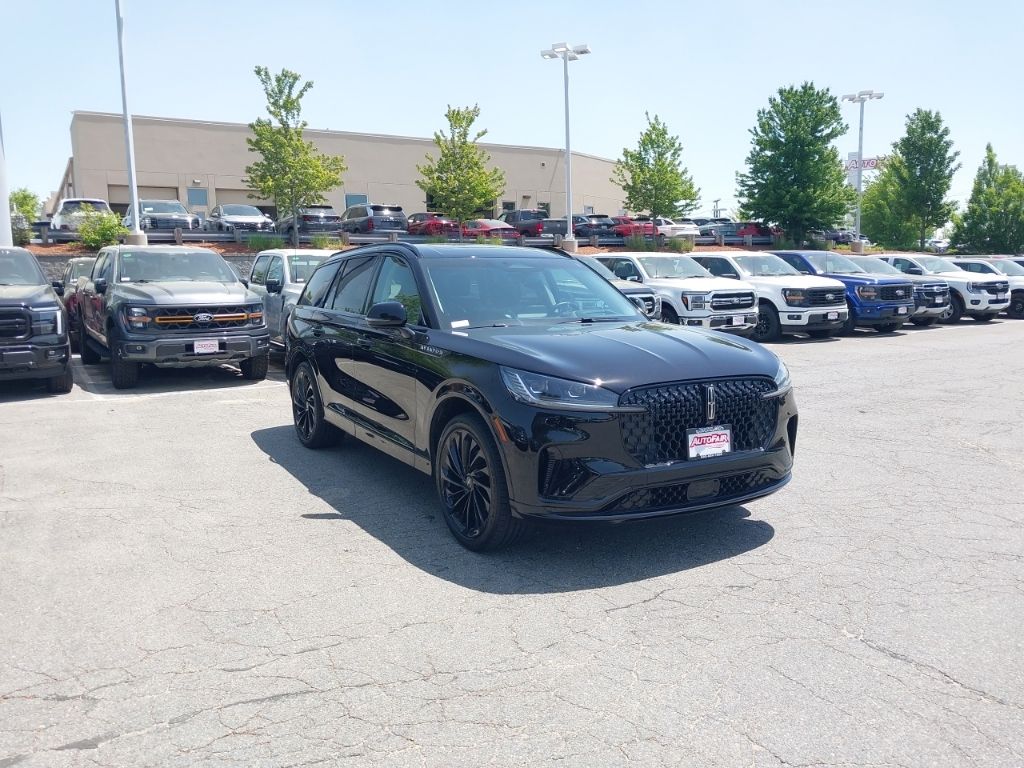 2025 Lincoln Aviator Reserve AWD's photo