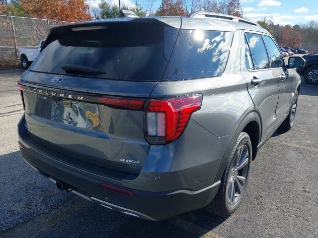 2026 Ford Explorer Active - Photo 8
