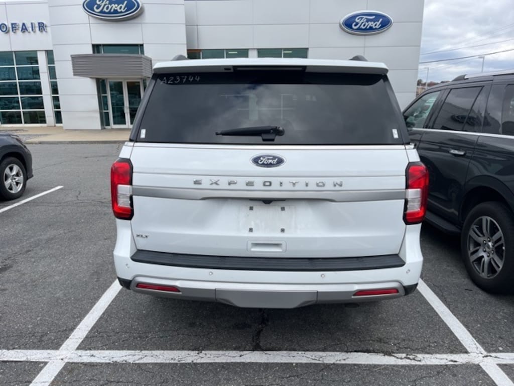 Certified 2024 Ford Expedition XLT SUV