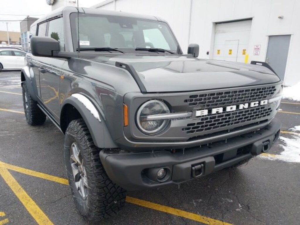 New 2025 Ford Bronco Badlands SUV