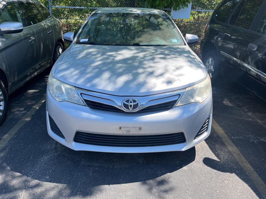 2013 Toyota Camry 2.5 Auto LE's photo
