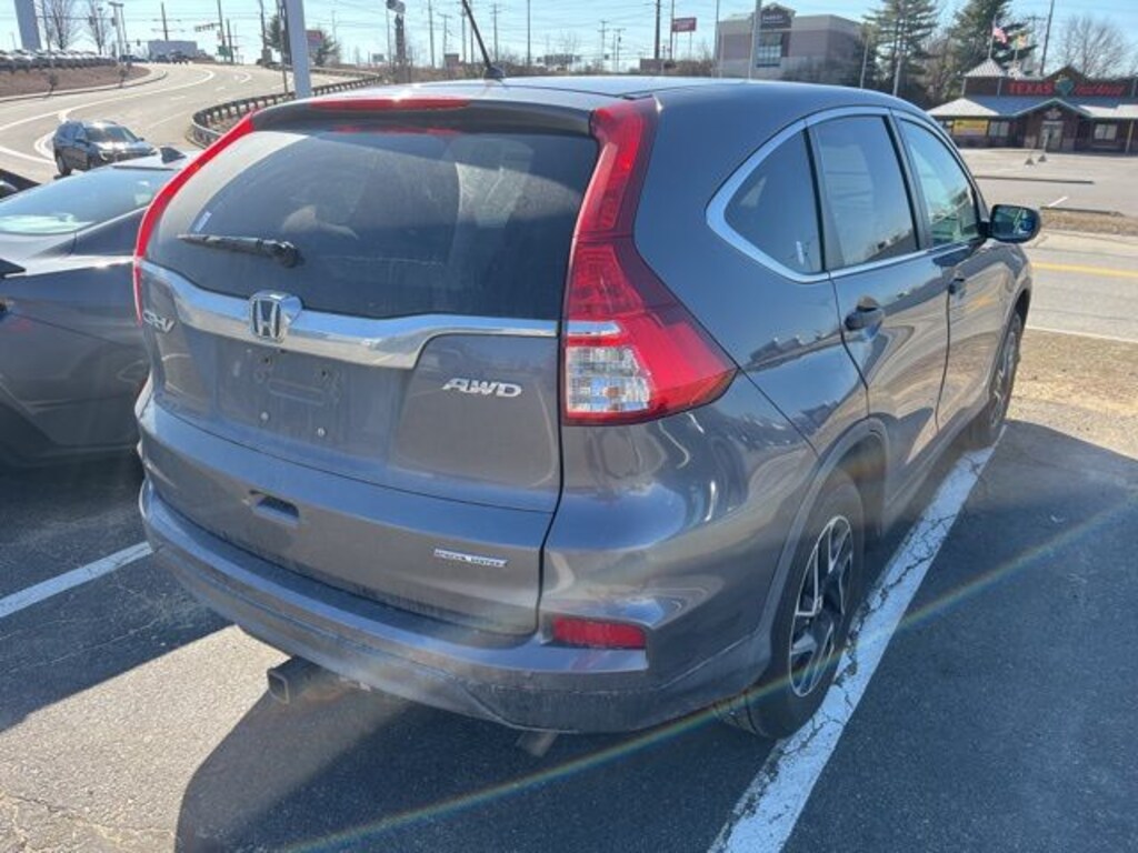 Used 2016 Honda CR-V SE SUV