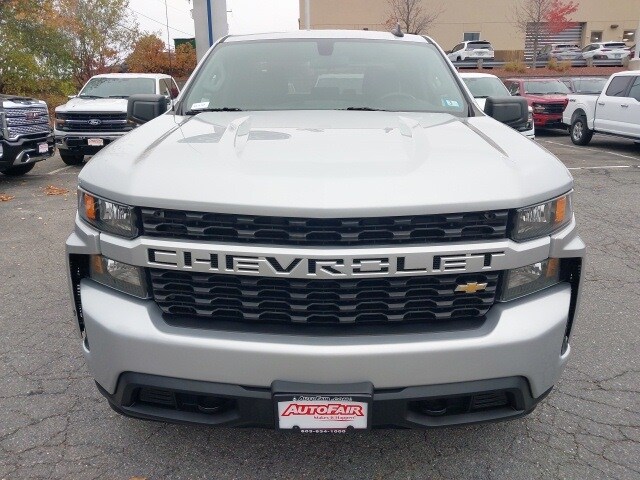 2021 Chevrolet Silverado 1500 Custom photo 2