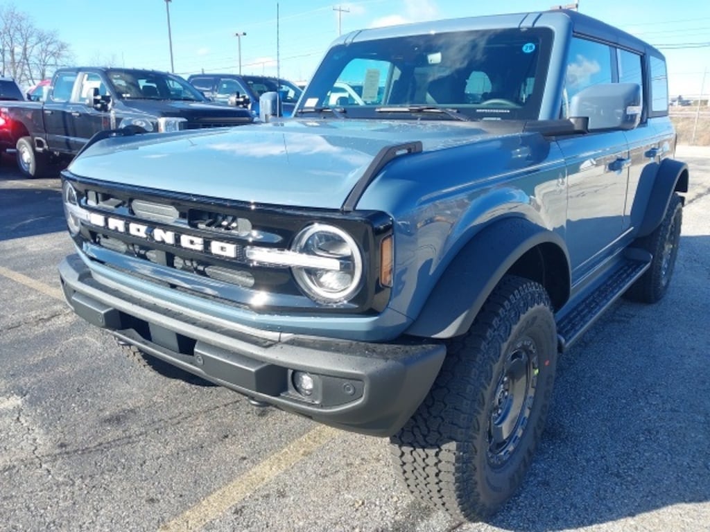 New 2025 Ford Bronco Outer Banks SUV