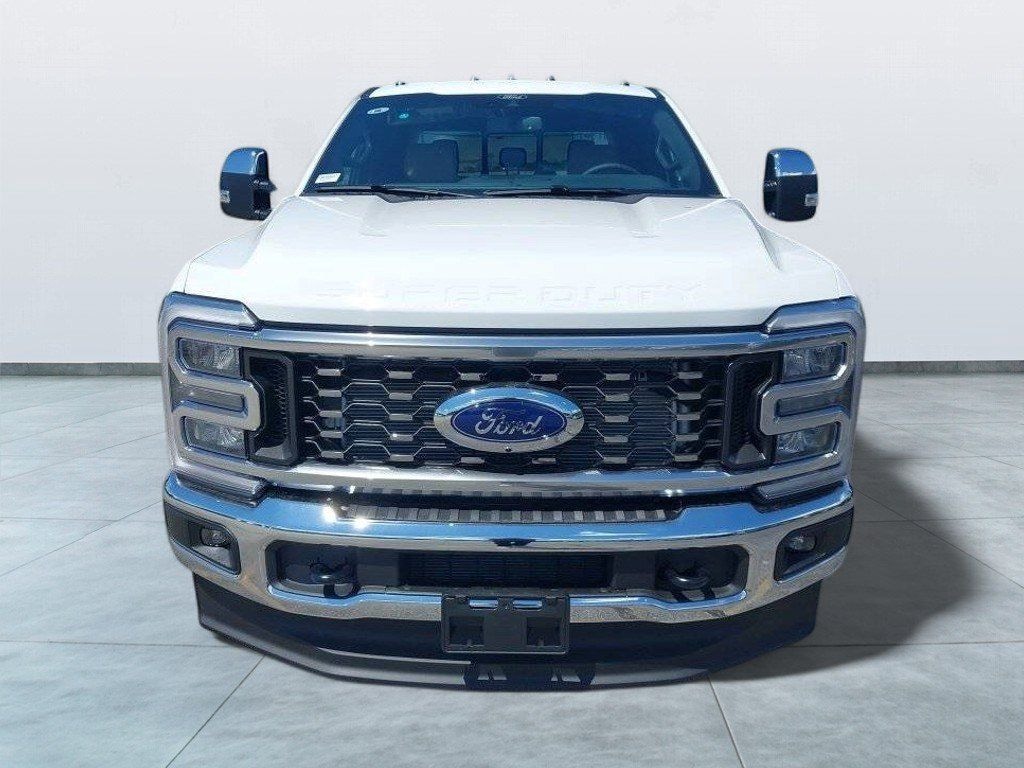 New 2026 Ford F-350 Lariat Truck