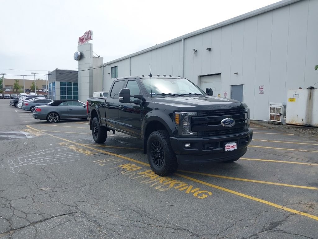 2019 Ford F-250 Lariat 4x4 Crew Cab 6-3/4' Box's photo