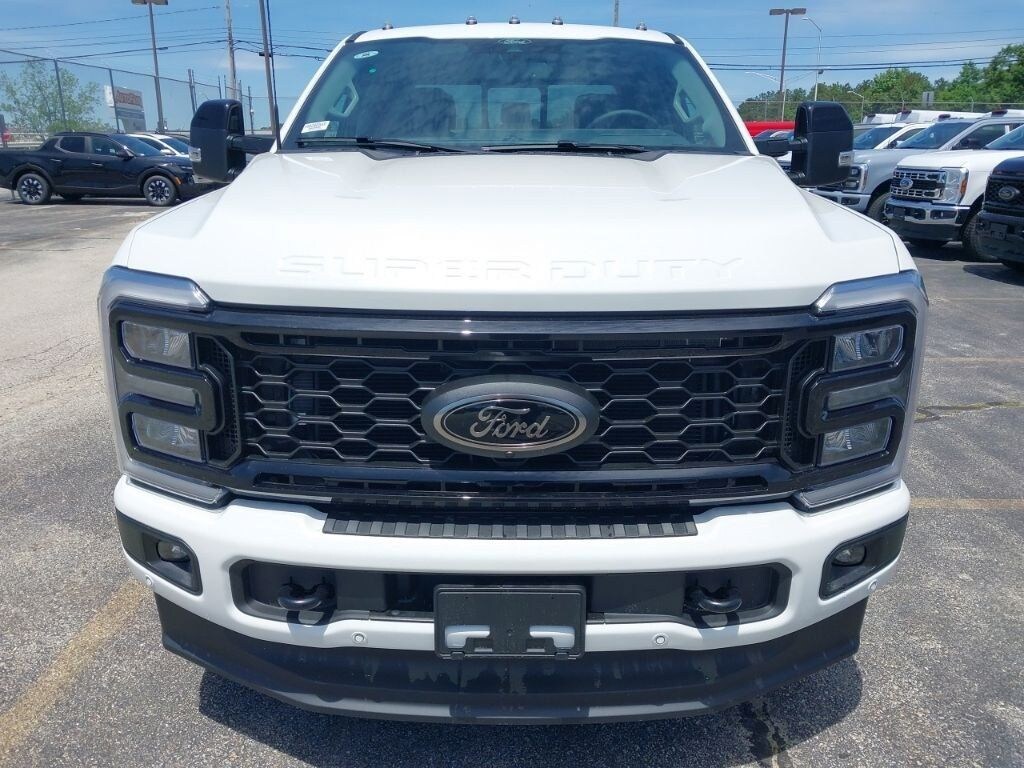 New 2026 Ford F-350 Lariat Truck