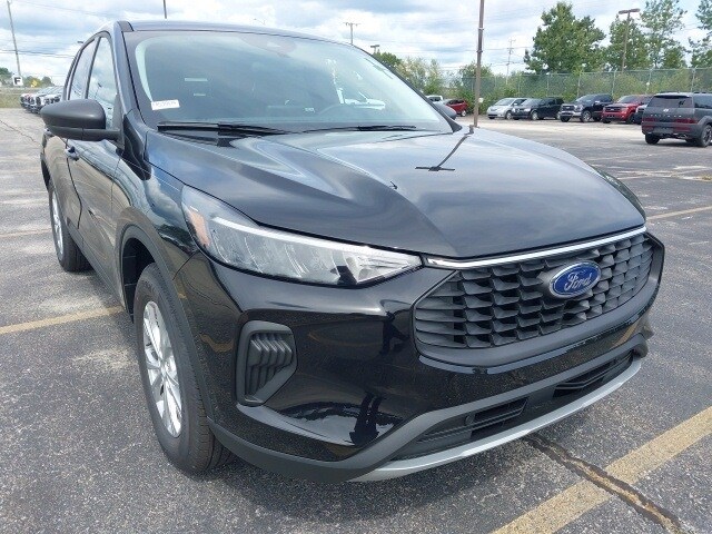 2025 Ford Escape Active photo 2