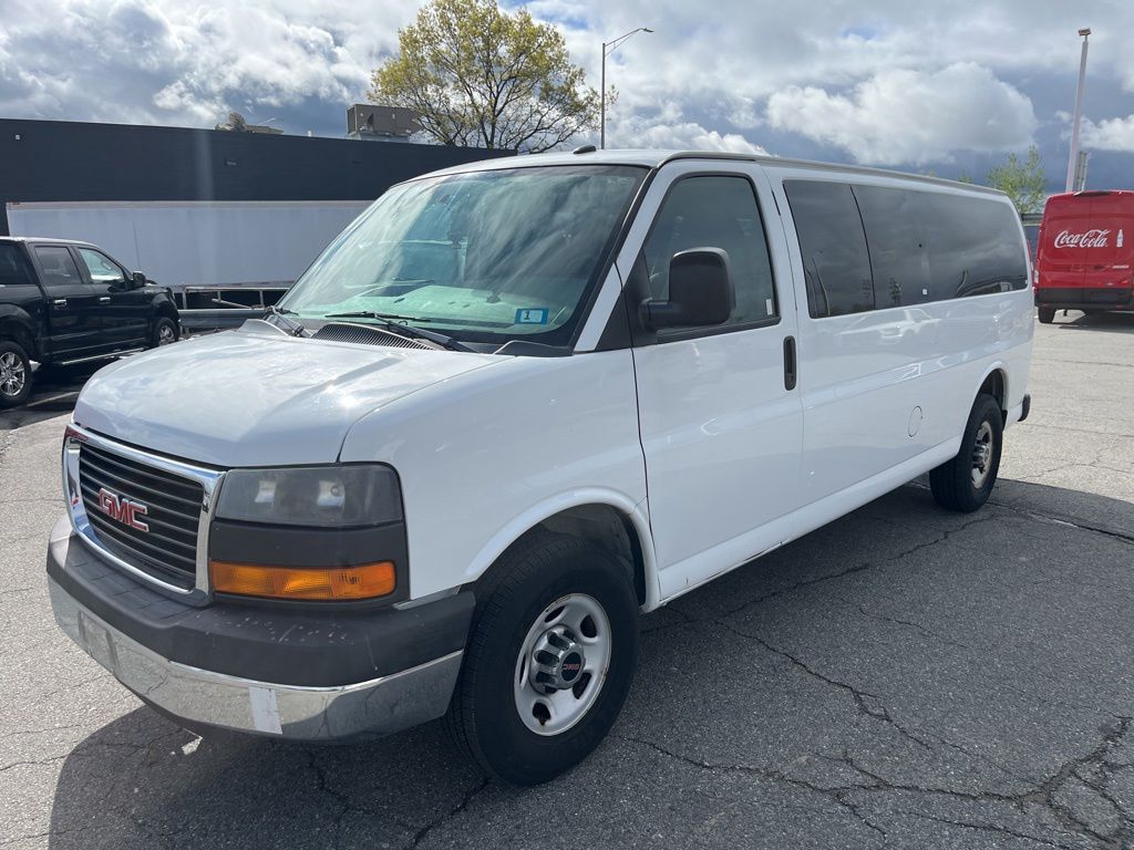 2015 GMC Savana 3500 LS Ext WB's photo