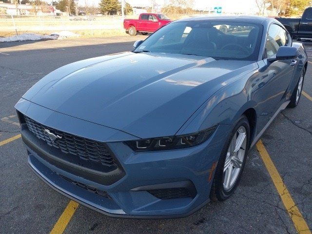 2026 Ford Mustang EcoBoost Premium Fastback - Photo 4