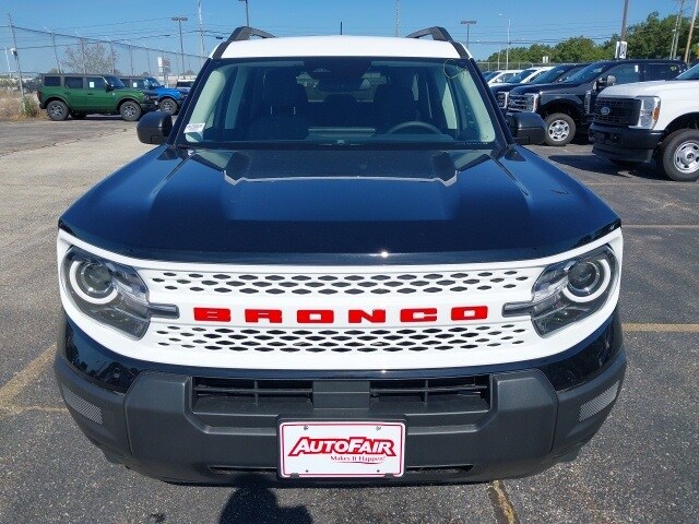 2025 Ford Bronco Sport Heritage photo 2