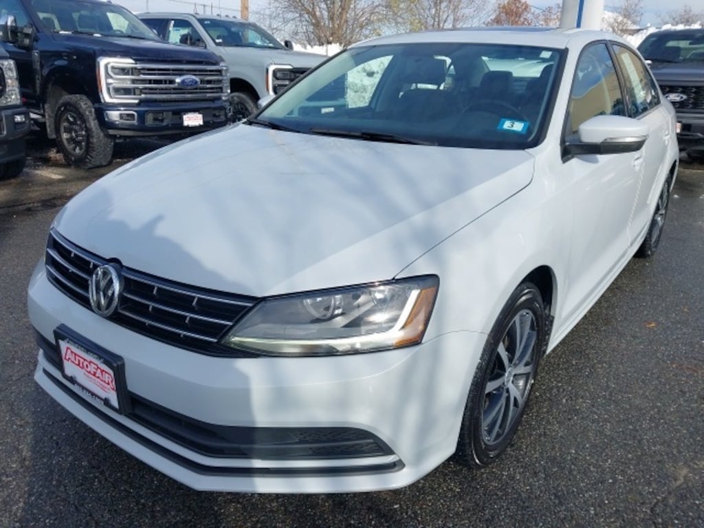 Certified 2018 Volkswagen Jetta 1.4T SE Sedan