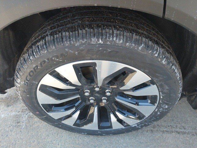 2026 Ford Explorer Platinum - Photo 12