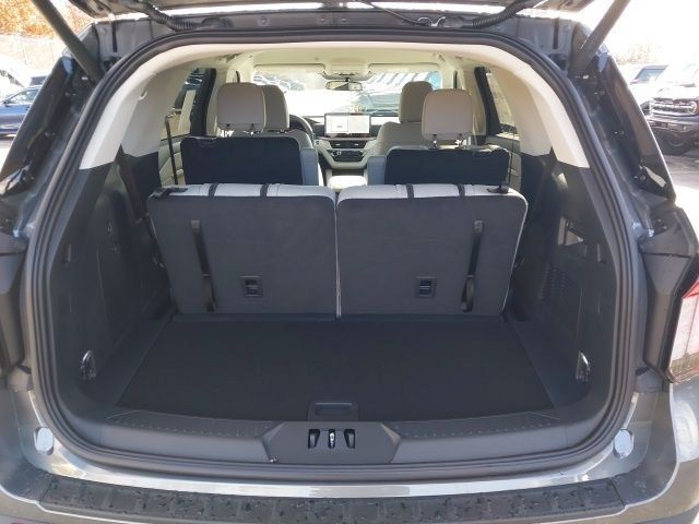 2026 Ford Explorer Active - Photo 28