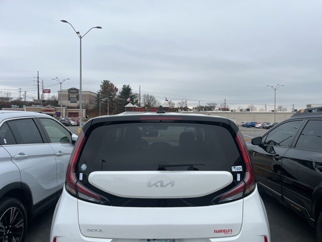 2025 Kia Soul LX S photo 2