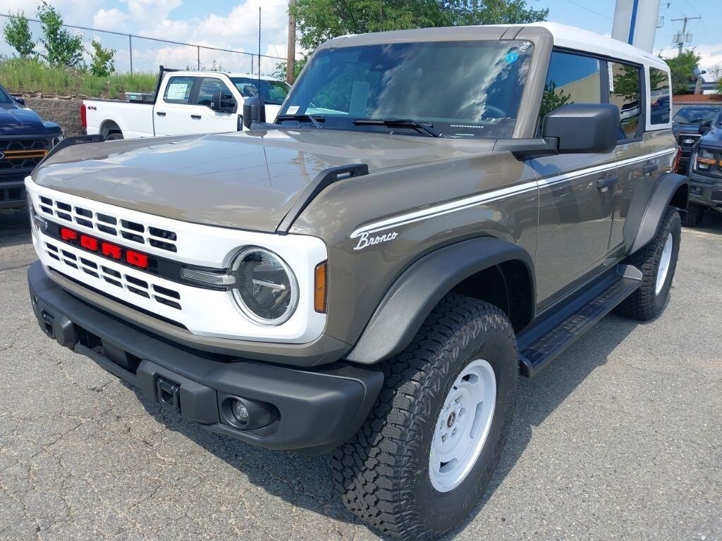 New 2026 Ford Bronco Heritage Edition SUV
