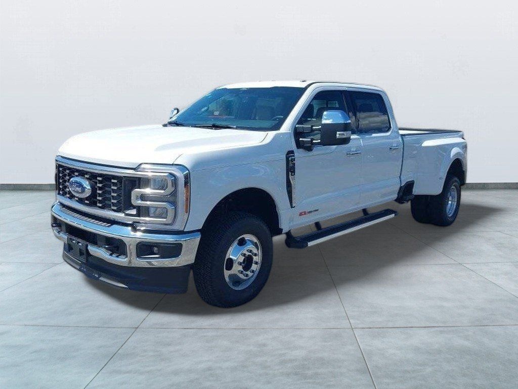 New 2026 Ford F-350 Lariat Truck
