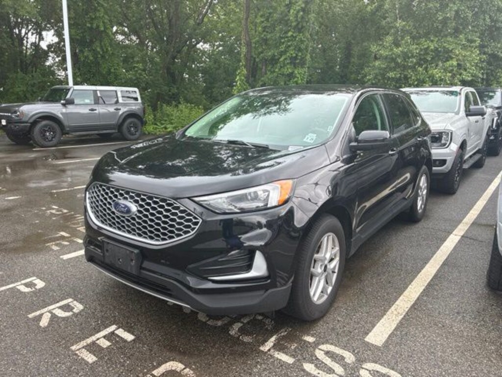 Certified 2024 Ford Edge SUV