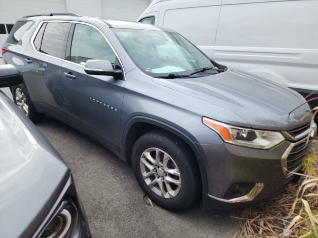 Certified 2021 Chevrolet Traverse LT Cloth w/1LT SUV