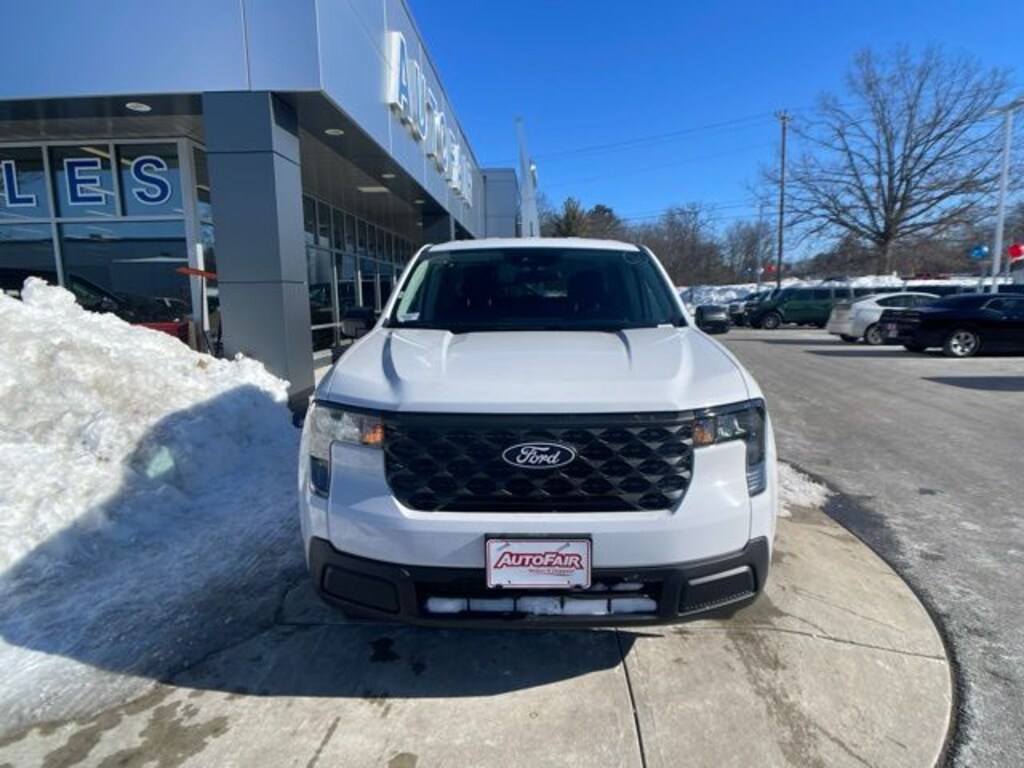 New 2025 Ford Maverick XL Truck SuperCrew