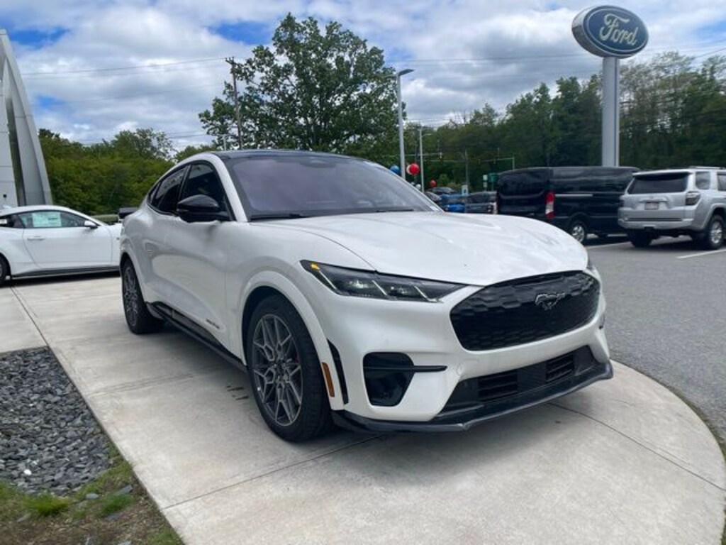 New 2025 Ford Mustang Mach-E GT SUV