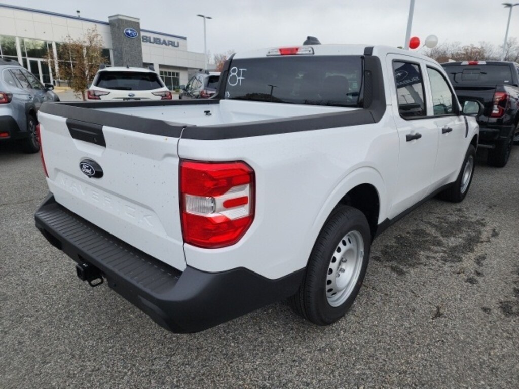 New 2025 Ford Maverick XL Truck SuperCrew