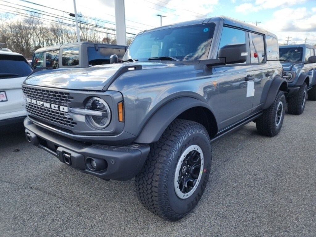 New 2025 Ford Bronco Badlands SUV