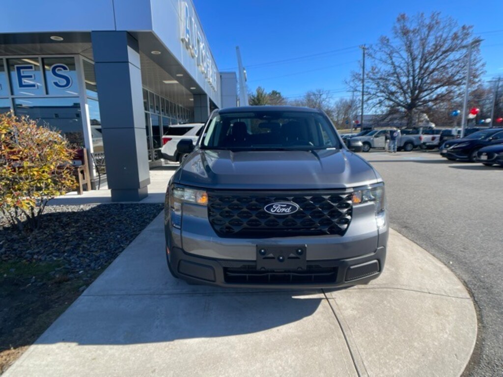New 2025 Ford Maverick XL Truck SuperCrew