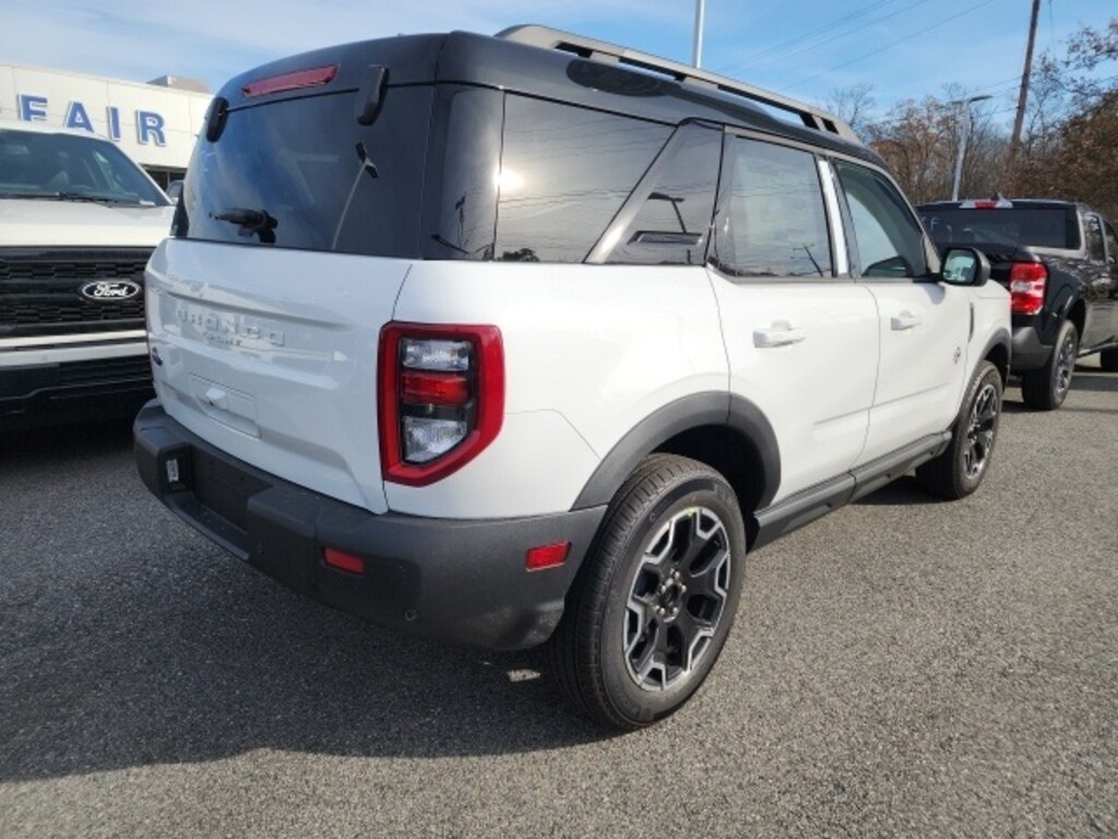 New 2025 Ford Bronco Sport Outer Banks SUV