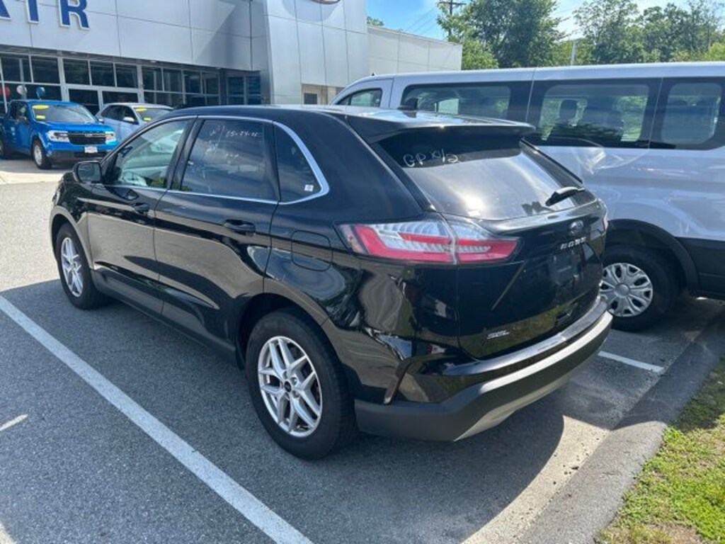 Certified 2024 Ford Edge SUV