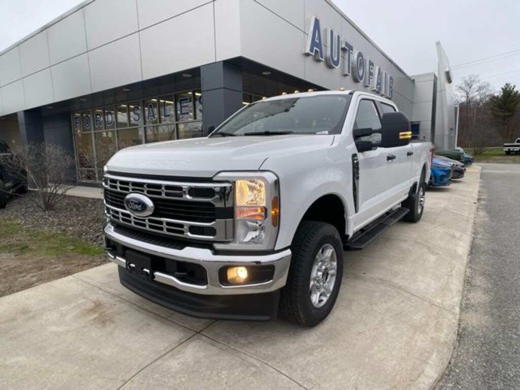 New 2026 Ford F-350 Truck Crew Cab