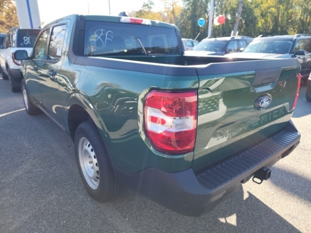 New 2025 Ford Maverick XL Truck SuperCrew