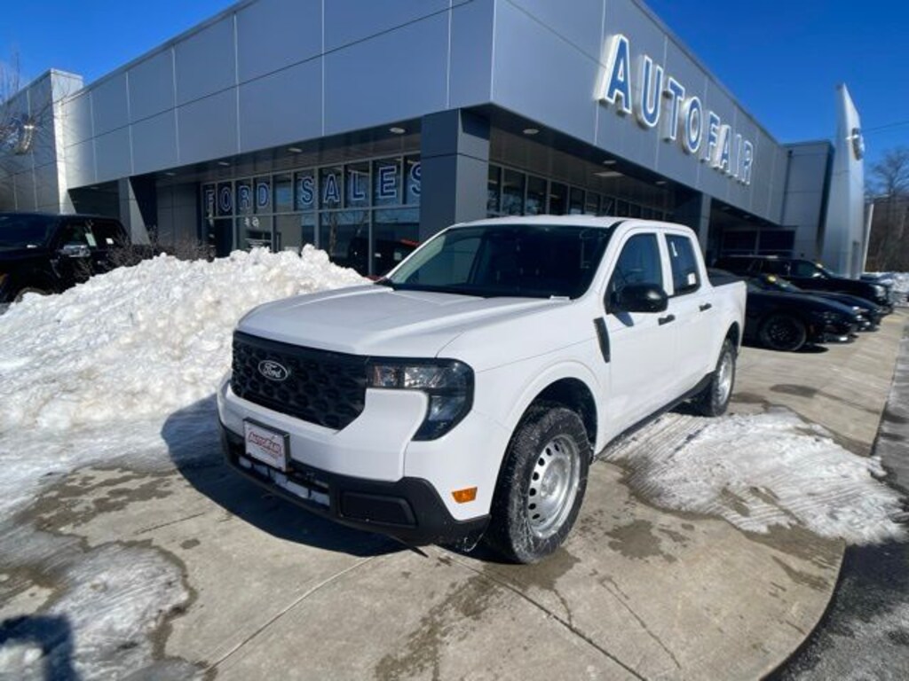 New 2025 Ford Maverick XL Truck SuperCrew