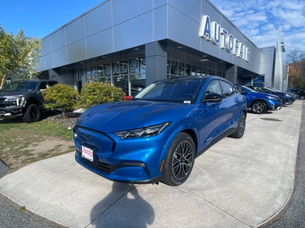 New 2025 Ford Mustang Mach-E Premium SUV