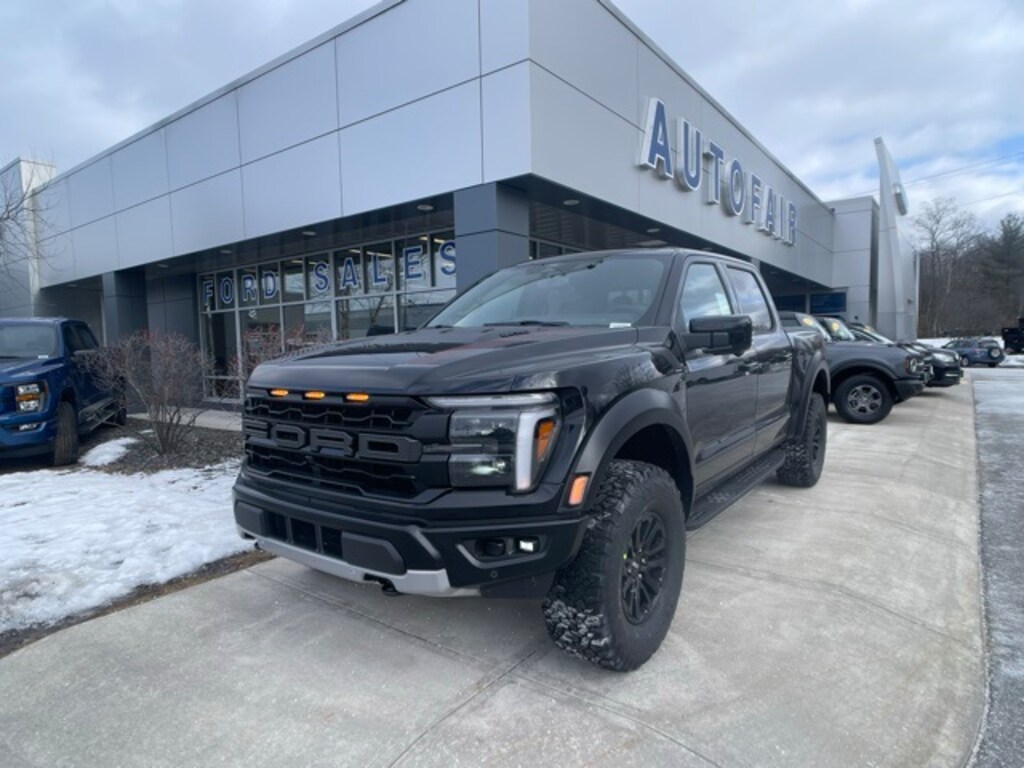 New 2025 Ford F-150 Raptor Truck SuperCrew Cab