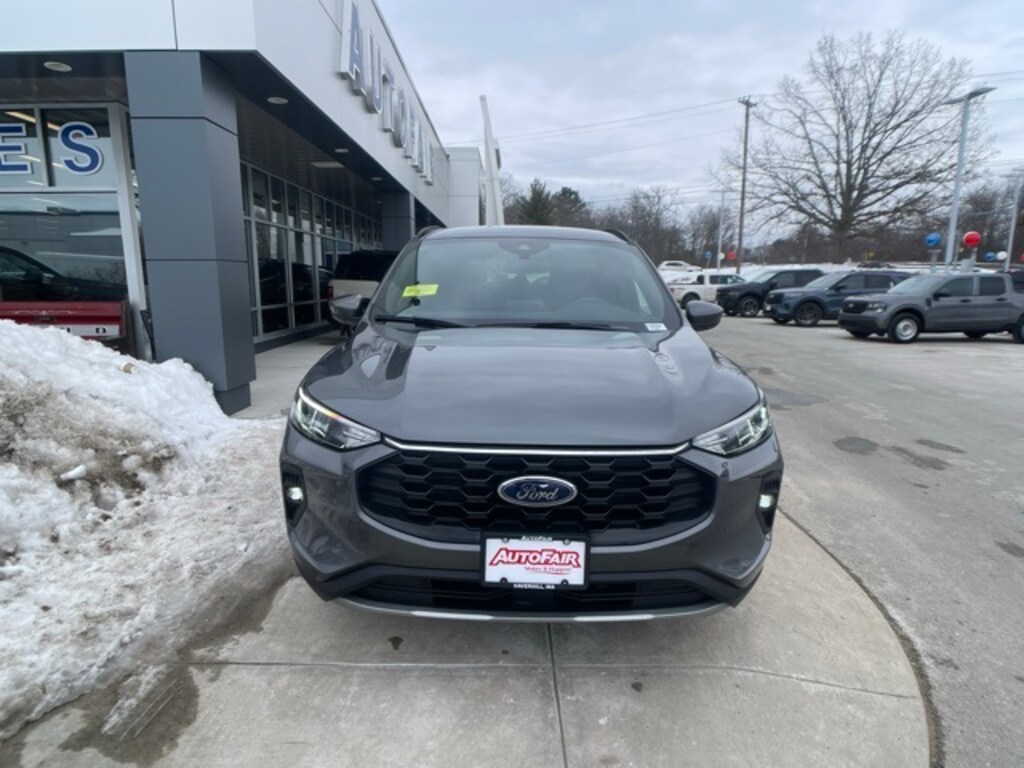 Certified 2025 Ford Escape ST-Line Select SUV