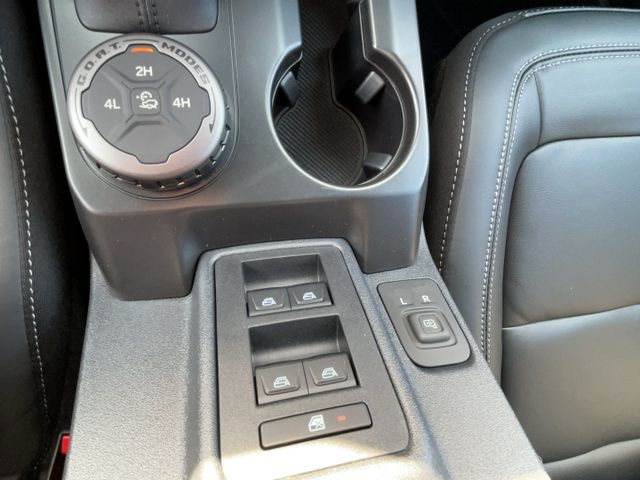 2026 Ford Bronco 4-Door Outer Banks - Photo 26