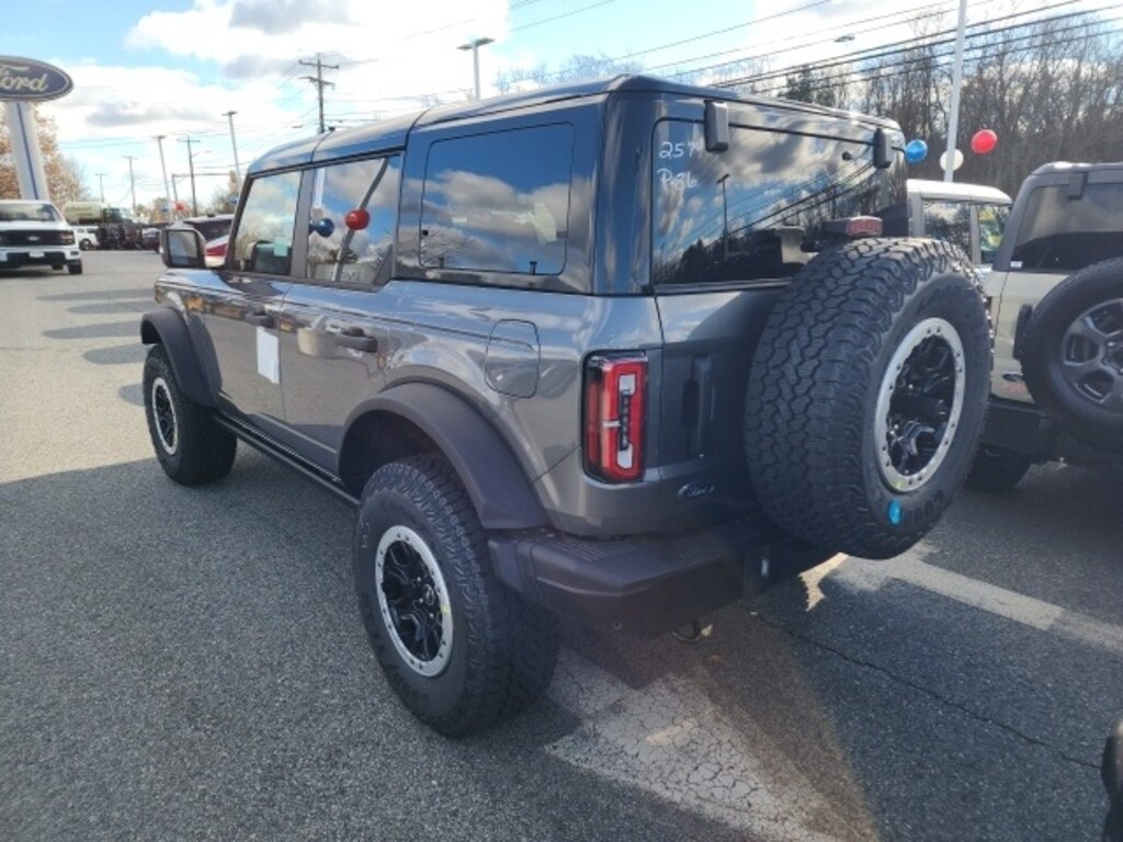 New 2025 Ford Bronco Badlands SUV