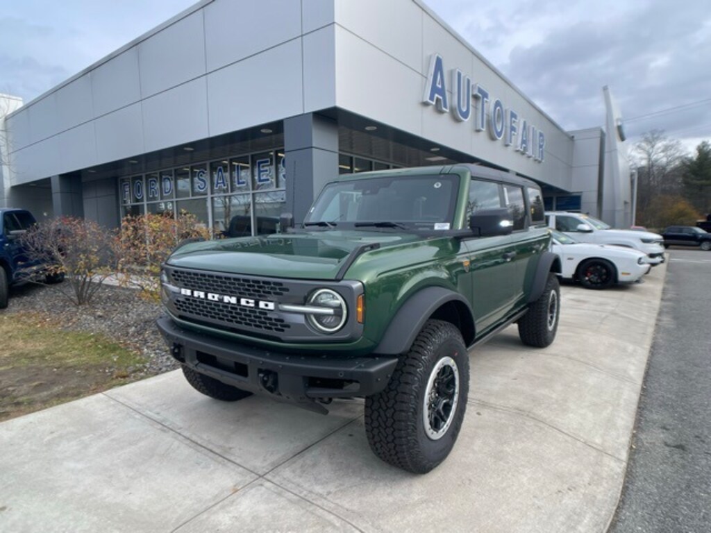 New 2025 Ford Bronco Badlands SUV