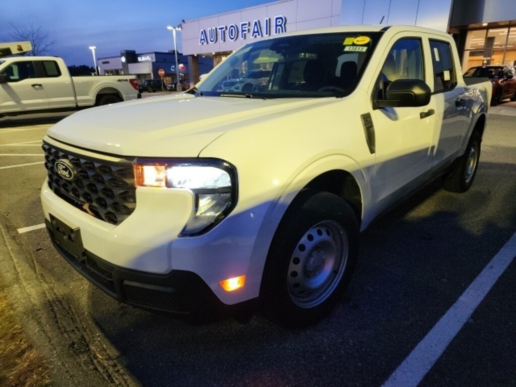 New 2025 Ford Maverick XL Truck SuperCrew