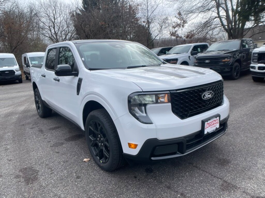 New 2025 Ford Maverick XLT Truck SuperCrew