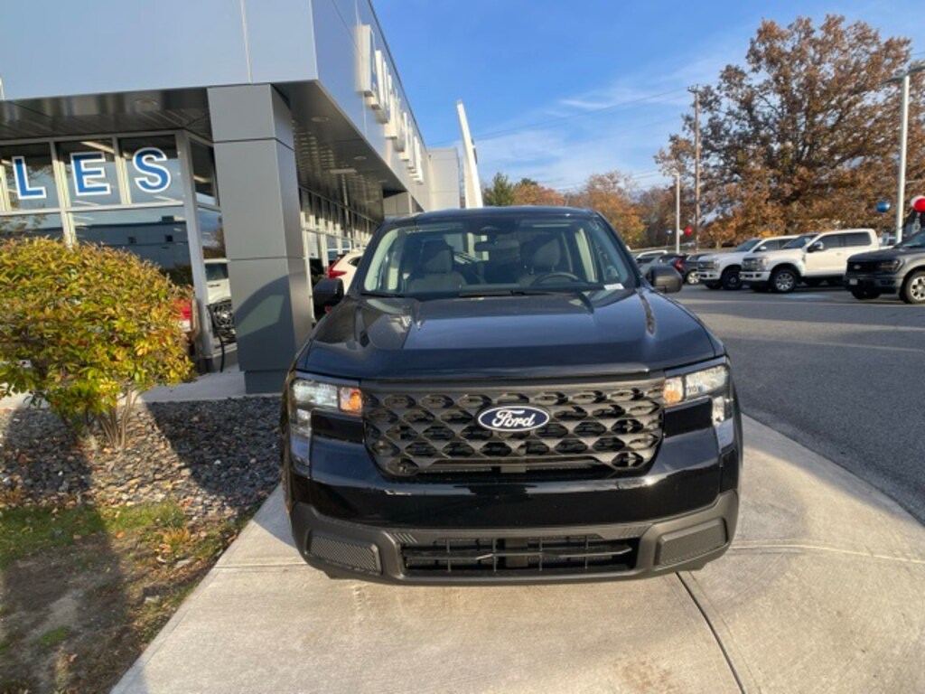 New 2025 Ford Maverick XL Truck SuperCrew