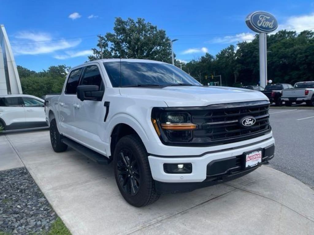 New 2026 Ford F-150 XLT Truck SuperCrew Cab