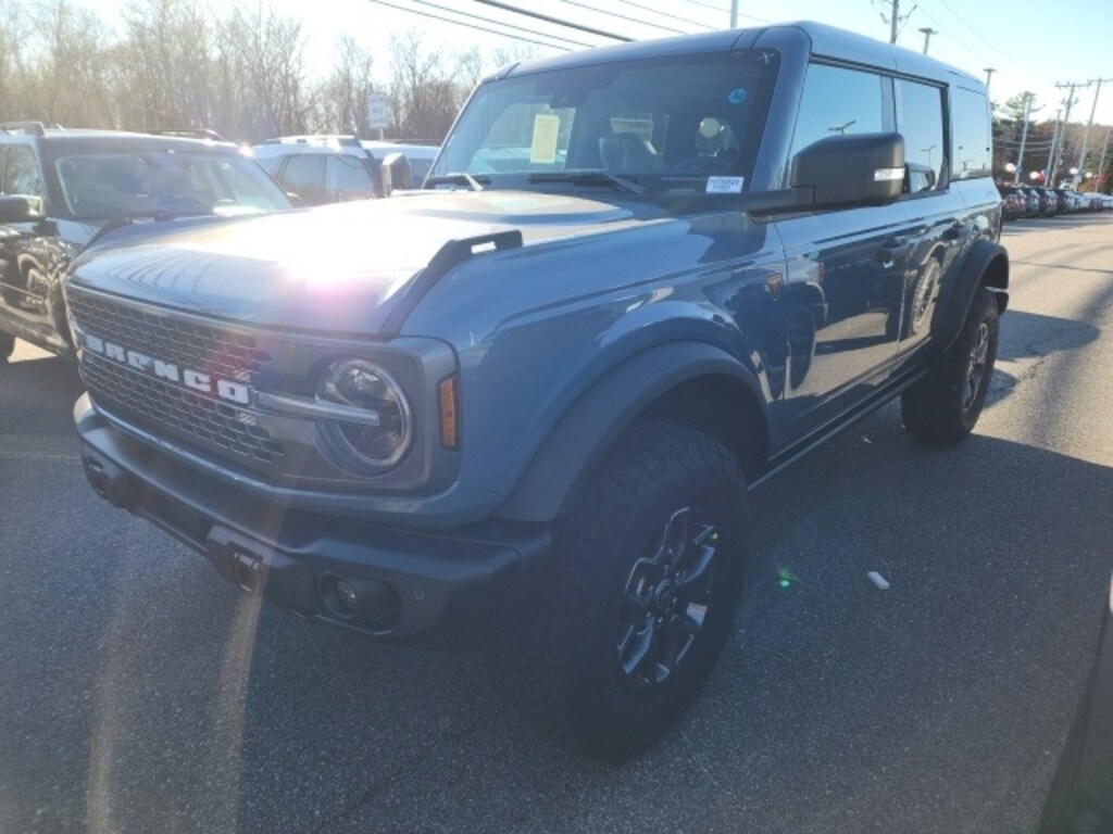 New 2025 Ford Bronco Badlands SUV