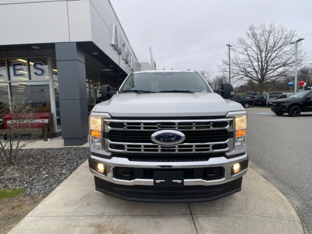 New 2026 Ford F-350 Truck Crew Cab